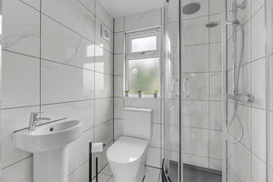 Photo 33- click for photo gallery